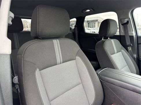 Used 2024 Chevrolet Blazer LT image 23