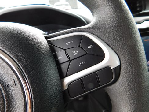 Used 2021 Jeep Renegade Sport AWD/4WD image 22