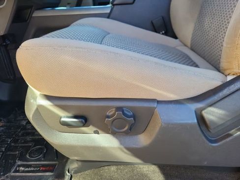 Used 2011 Ford F250 XLT w/ XLT Interior Pkg image 12