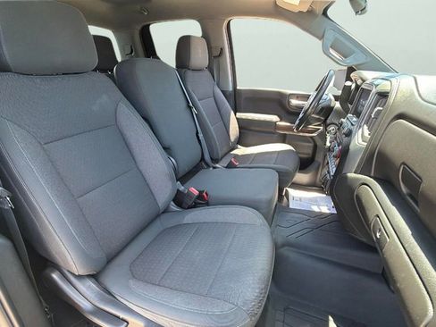 Certified 2020 Chevrolet Silverado 1500 LT w/ Fleet Comfort Package AWD/4WD image 33