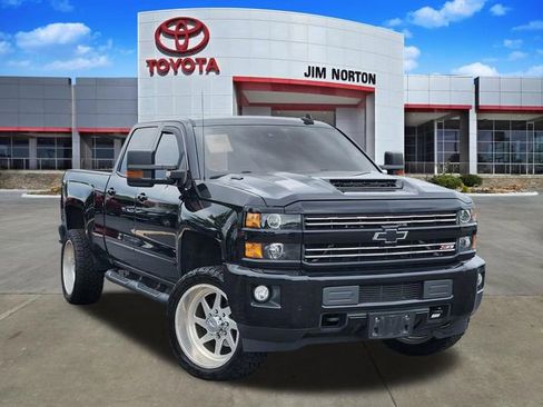 Used 2019 Chevrolet Silverado 2500 LTZ w/ Duramax Plus Package AWD/4WD image 1