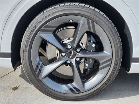 Used 2026 Genesis GV70 2.5T Sport Prestige image 7