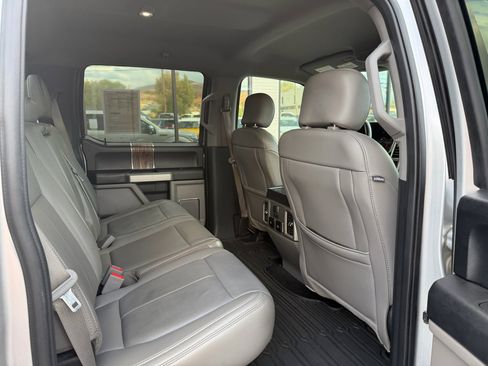 Used 2019 Ford F150 Lariat w/ Equipment Group 502A Luxury image 22