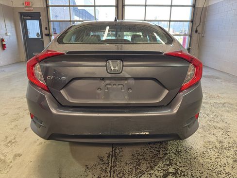 Used 2016 Honda Civic EX-T image 5
