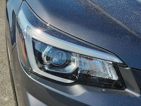 Used 2020 Subaru Forester Limited image 9