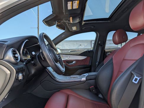Used 2023 Mercedes-Benz GLC 300 4MATIC Coupe image 8