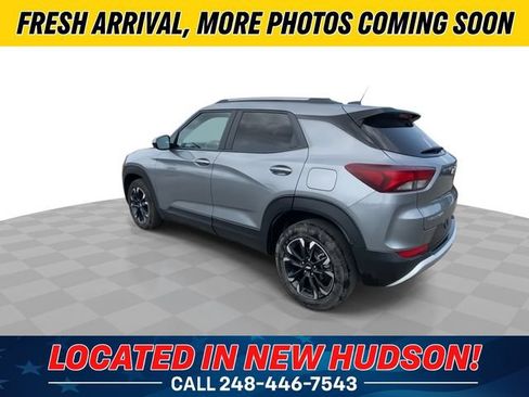 Used 2023 Chevrolet TrailBlazer LT w/ Convenience Package FWD image 8