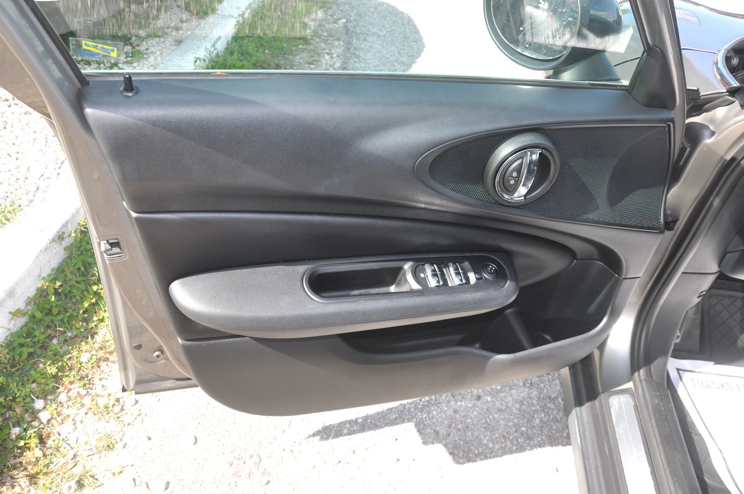Used 2016 MINI Cooper Clubman FWD image 18