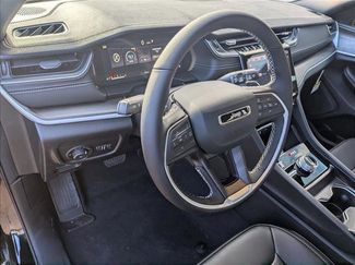 New 2025 Jeep Grand Cherokee L Limited video 3