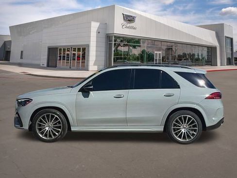 Used 2024 Mercedes-Benz GLE 450 4MATIC image 3