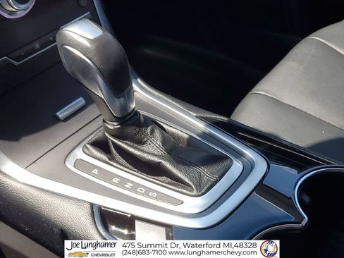 Used 2018 Ford Edge Titanium w/ Technology Package AWD/4WD image 18