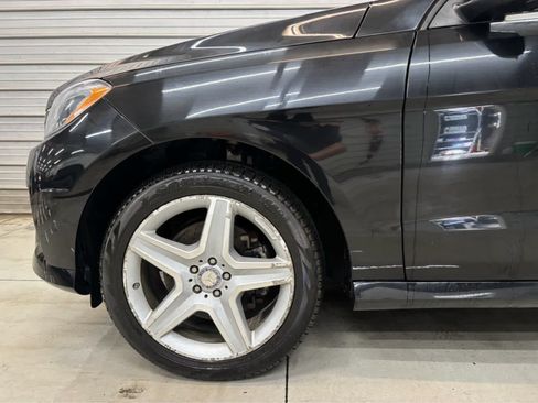 Used 2015 Mercedes-Benz ML 400 4MATIC image 4