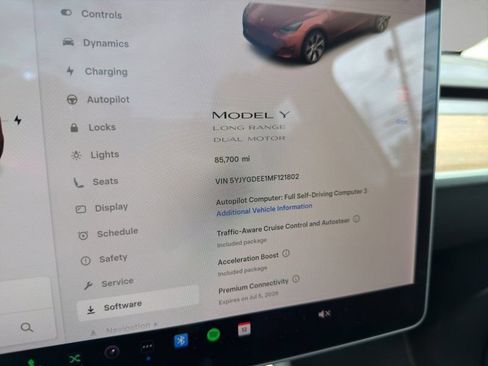 Used 2021 Tesla Model Y Long Range AWD/4WD image 15