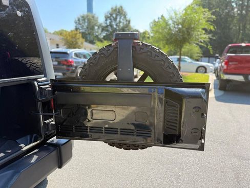 Used 2011 Jeep Wrangler Sport AWD/4WD image 10