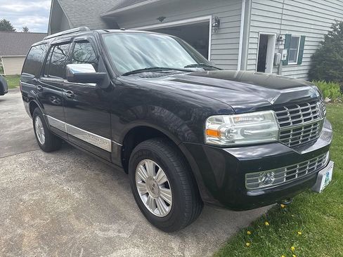 Used 2009 Lincoln Navigator 4WD image 8