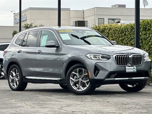 Used 2024 BMW X3 xDrive30i image 2