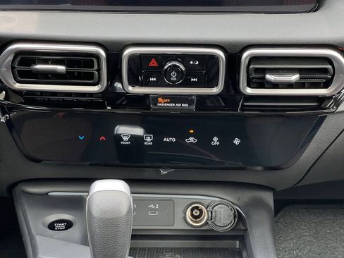 New 2026 Nissan Sentra SR image 4