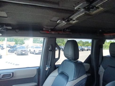 Used 2023 Ford Bronco Wildtrak AWD/4WD image 13