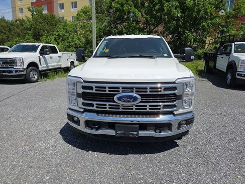 New 2024 Ford F350 XL w/ XL Chrome Package RWD image 11