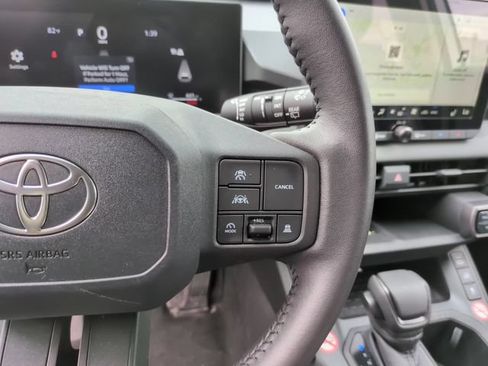 Used 2026 Toyota RAV4 XLE Premium AWD/4WD image 16