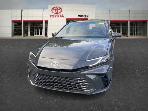 Used 2026 Toyota Camry XSE FWD image 3