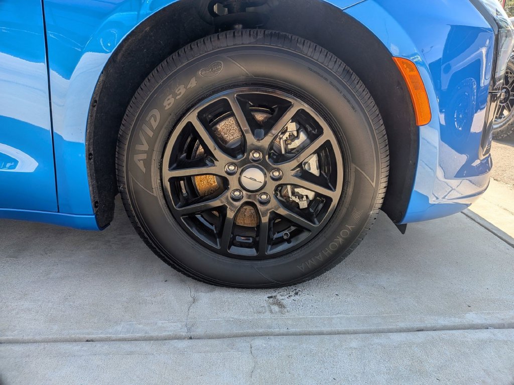 New 2027 Chrysler Pacifica Select FWD image 9