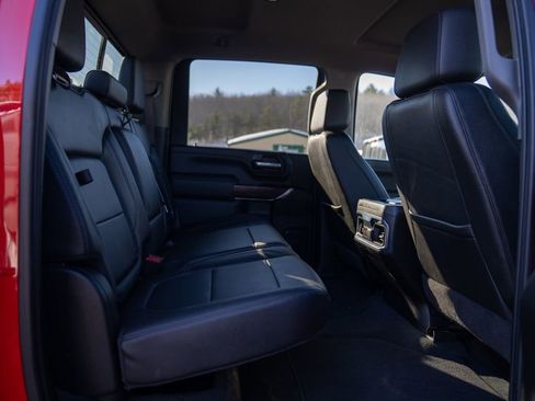 Used 2022 GMC Sierra 2500 SLT w/ SLT Premium Package image 16