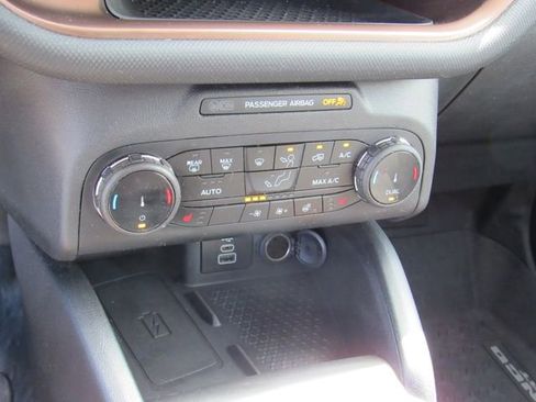 Used 2023 Ford Bronco Sport Badlands w/ Premium Package AWD/4WD image 25