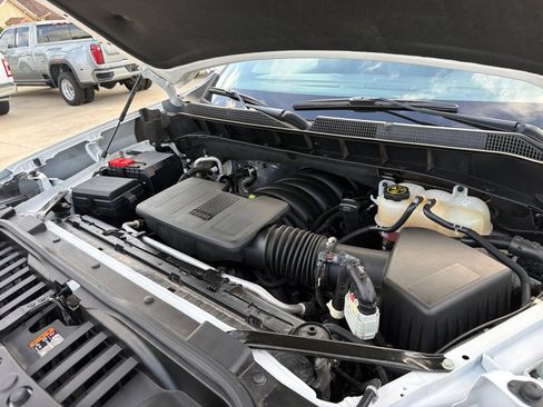 Used 2024 Chevrolet Silverado 1500 LT RWD image 41