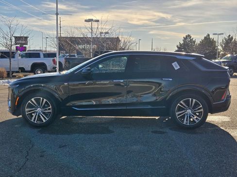 New 2026 Cadillac Lyriq Luxury image 40