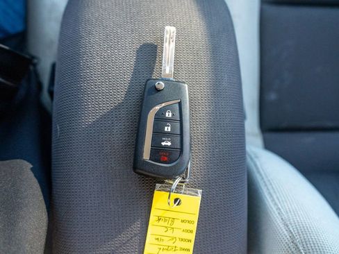 Used 2025 Toyota Corolla LE image 36