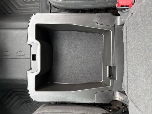 Used 2020 Chevrolet Silverado 1500 LT w/ All-Star Edition image 33