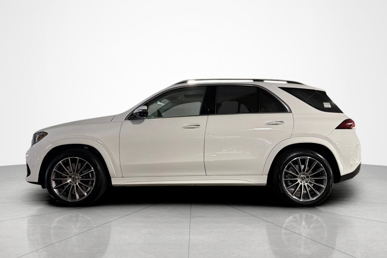 New 2027 Mercedes-Benz GLE 450 4MATIC image 2
