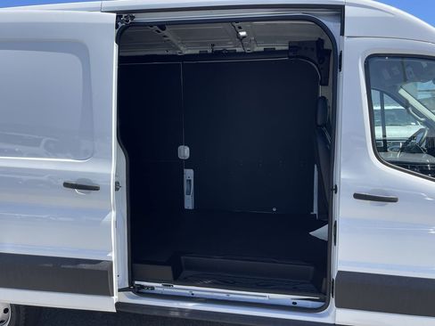 New 2026 Ford Transit 250 148 Medium Roof w/ Load Area Protection Package RWD image 18
