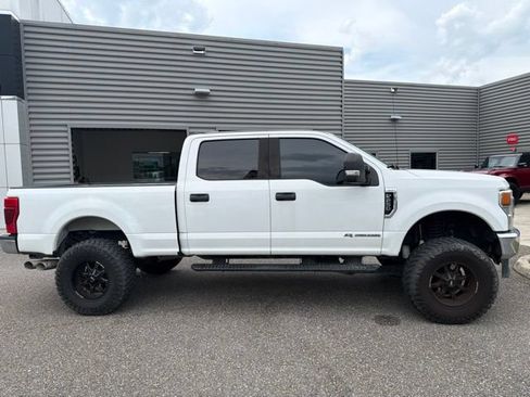 Used 2020 Ford F250 XLT w/ FX4 Off-Road Package AWD/4WD image 4
