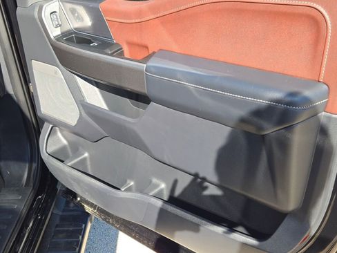 Used 2023 Ford F150 Lariat w/ Equipment Group 502A High image 5