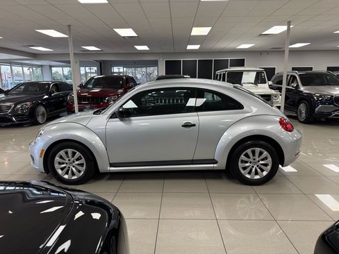 Used 2014 Volkswagen Beetle 1.8T image 6