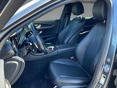 Used 2018 Mercedes-Benz E 300 4MATIC image 21