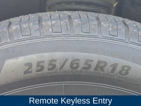 Used 2020 Chevrolet Traverse LT AWD/4WD image 9