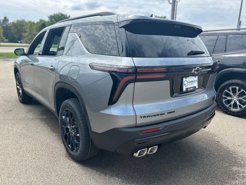 New 2026 Chevrolet Traverse LT w/ Midnight/Sport Edition AWD/4WD image 4