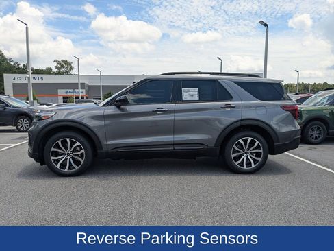 Certified 2022 Ford Explorer ST AWD/4WD image 8