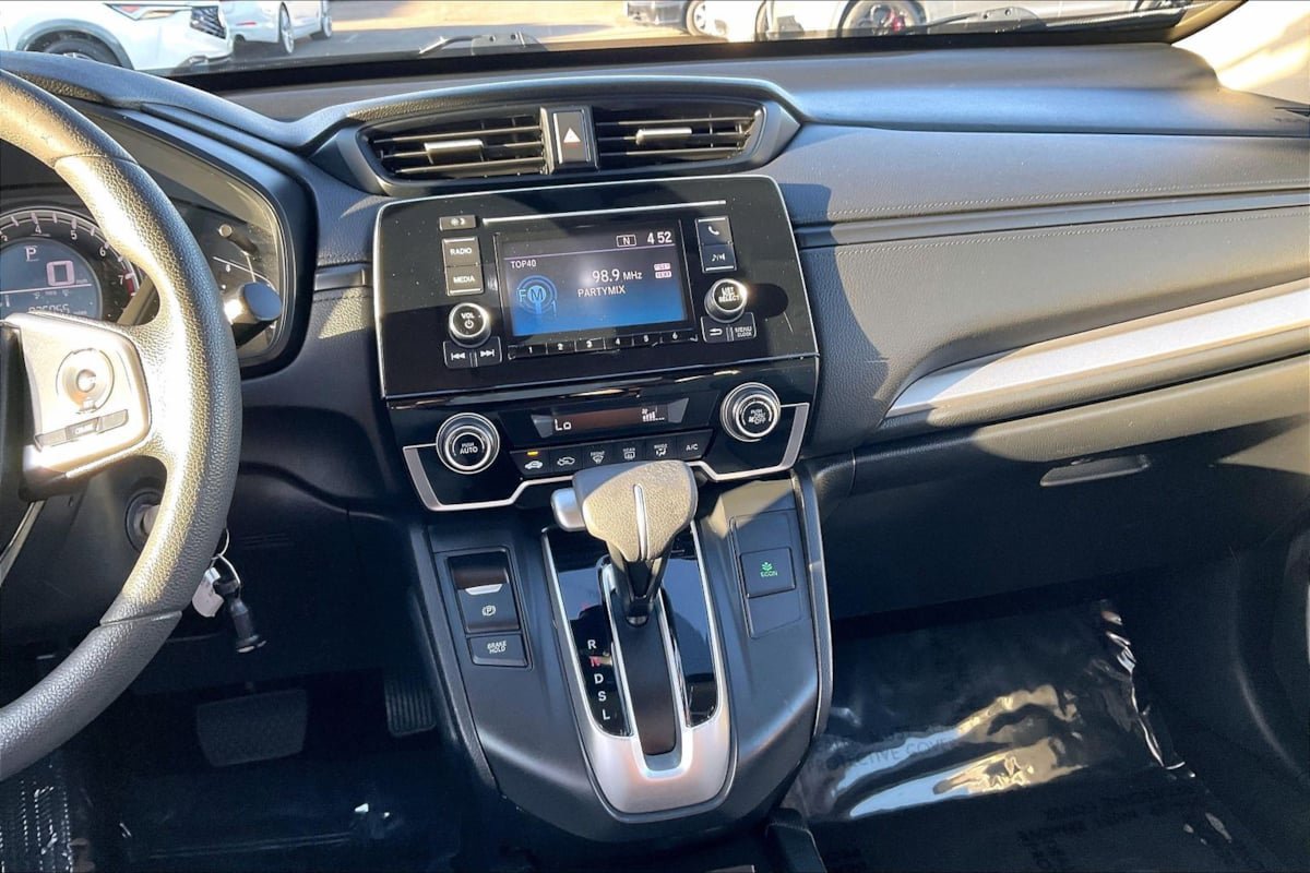 Used 2018 Honda CR-V LX image 6