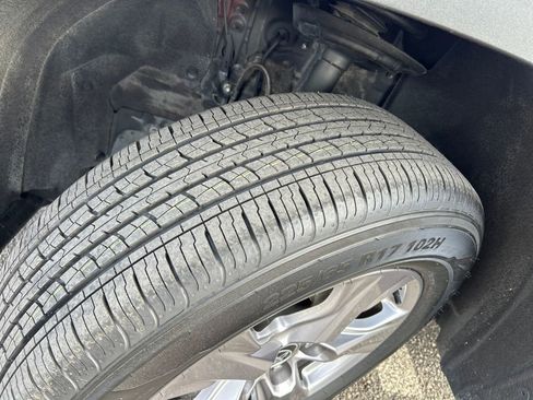 Certified 2023 Toyota RAV4 XLE image 32