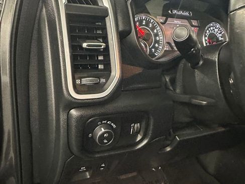 Used 2020 RAM 1500 Big Horn AWD/4WD image 14
