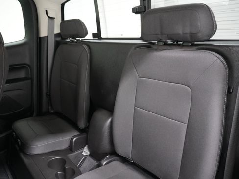 Used 2021 Chevrolet Colorado LT w/ LT Convenience Package image 11