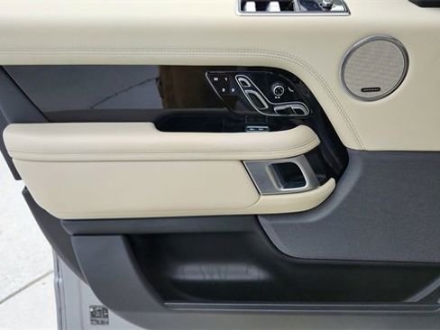 Used 2022 Land Rover Range Rover Westminster Edition image 34