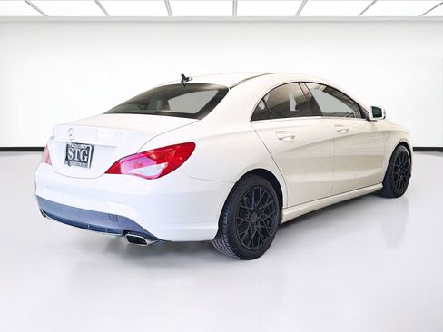 Used 2016 Mercedes-Benz CLA 250 image 4