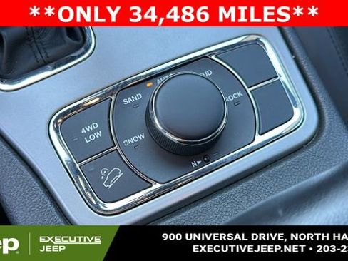 Used 2022 Jeep Grand Cherokee Laredo X image 19