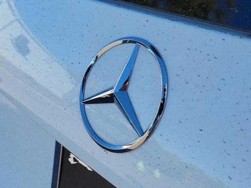 Certified 2025 Mercedes-Benz GLB 250 image 31