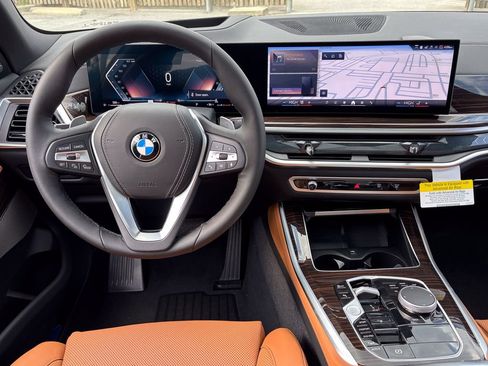 New 2026 BMW X5 xDrive40i AWD/4WD image 17